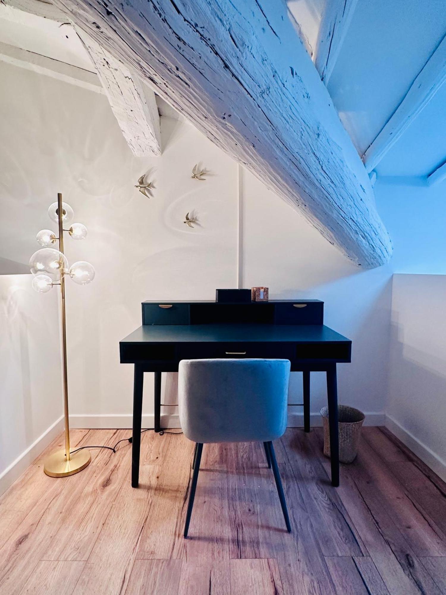 L'Etoile - Duplex Cosy De 50M2 En Centre-Ville Nîmes Eksteriør bilde
