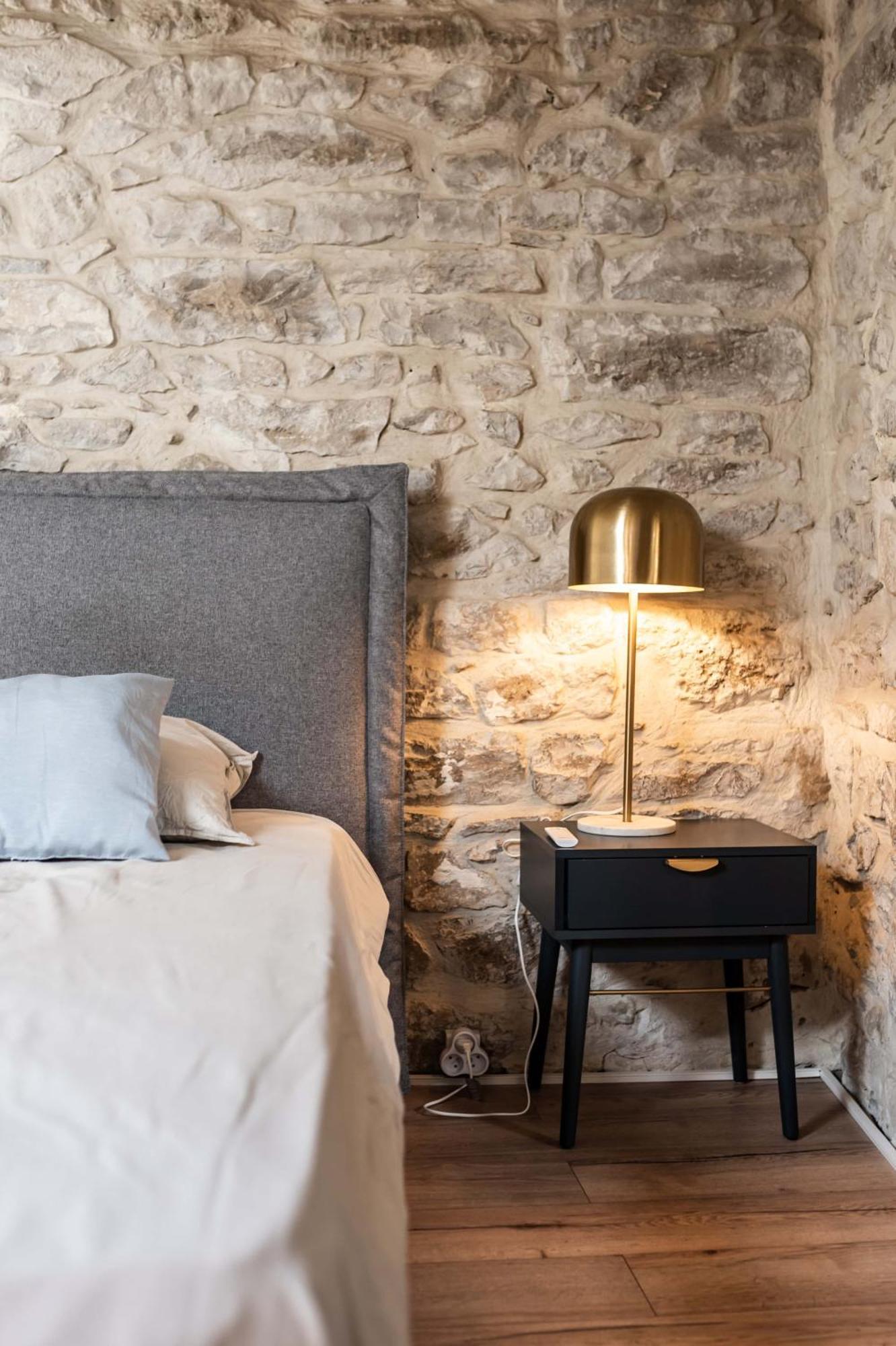 L'Etoile - Duplex Cosy De 50M2 En Centre-Ville Nîmes Eksteriør bilde