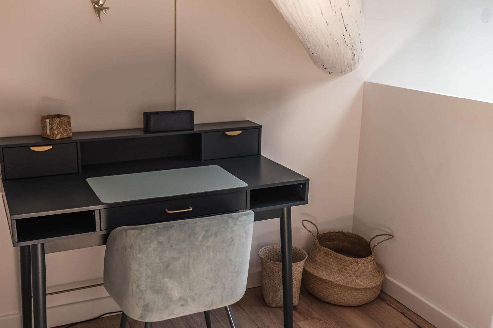 L'Etoile - Duplex Cosy De 50M2 En Centre-Ville Nîmes Eksteriør bilde